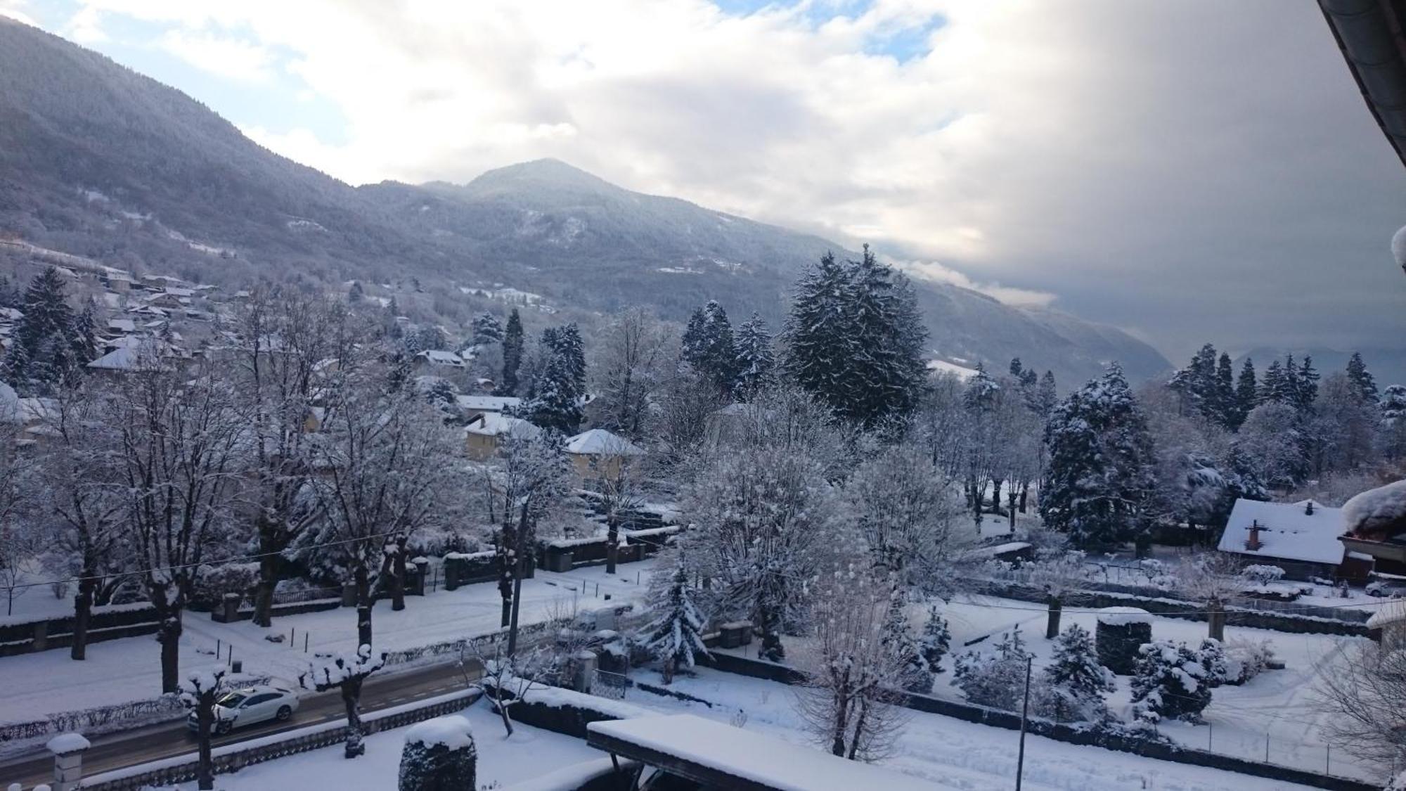 Le T2 Douillet D'Uriage - Residence Le Louvre - Cure Thermale Uriage- Proche Chamrousse - Jusqu'A 3 Personnes - Region Agreable En Toute Saison Vaulnaveys-le-Haut Εξωτερικό φωτογραφία